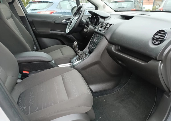 Opel Meriva cena 23900 przebieg: 143000, rok produkcji 2011 z Białobrzegi małe 172